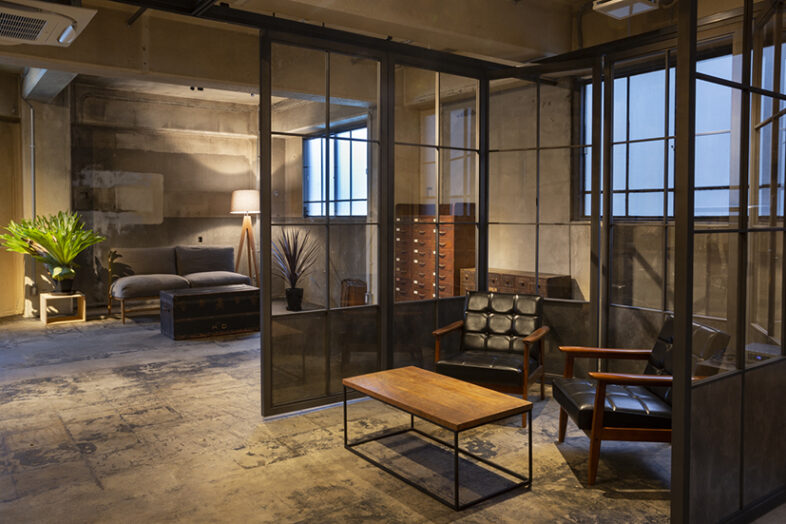 インダストリアル