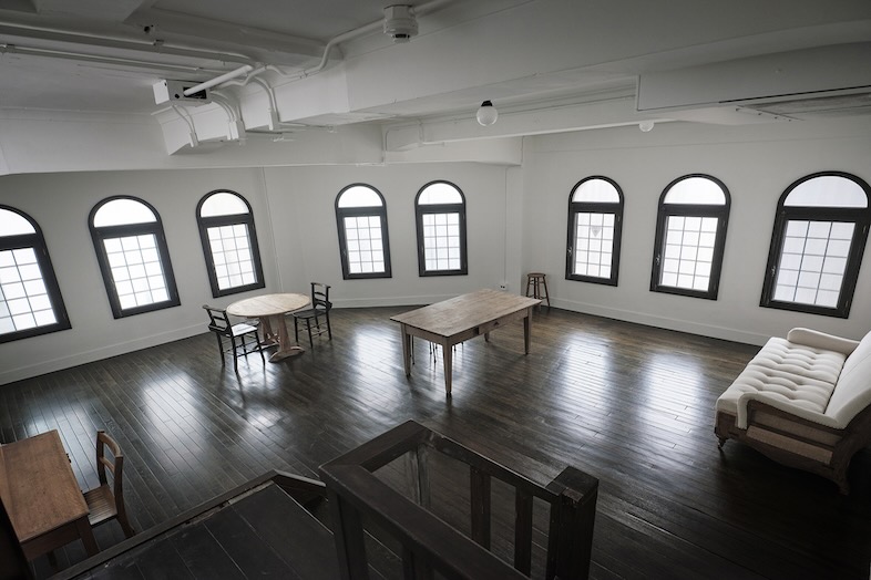 Studio Blank | スタジオブランク | 築100年の歴史的建造を撮影