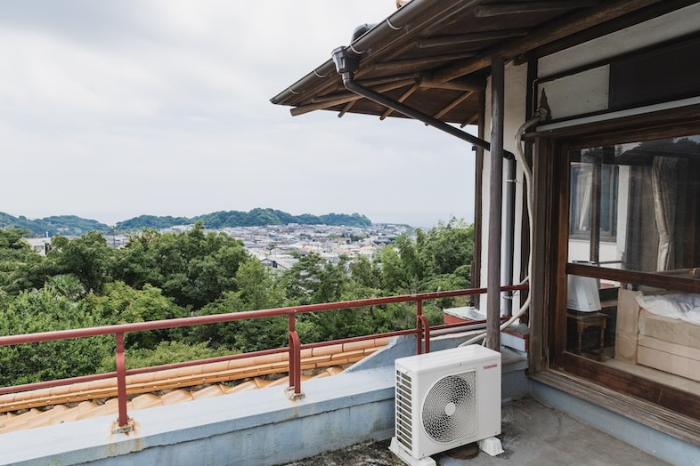 自然や街並み、海を背景に撮影できるバルコニー