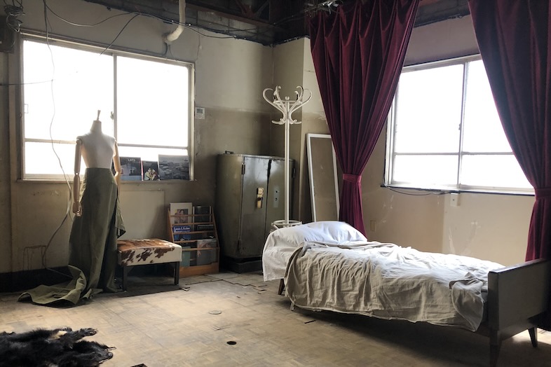 rope｜【2F】ベッドやトルソーなどの家具・小物充実