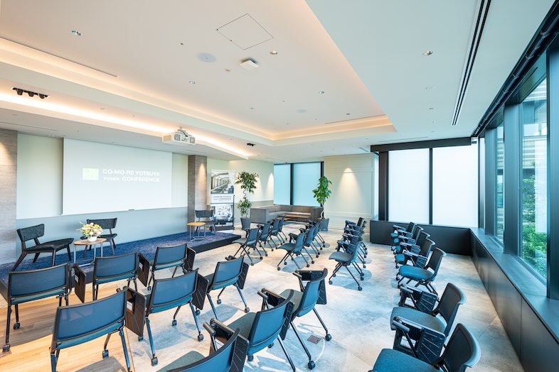 INFIELD / コモレ四谷タワーコンファレンス｜【STUDIO &LOUNGE】レイアウト次第であらゆるシーンを演出可能