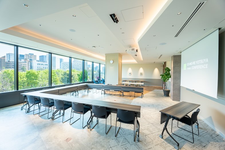 INFIELD / コモレ四谷タワーコンファレンス｜【STUDIO &LOUNGE】コの字型レイアウト