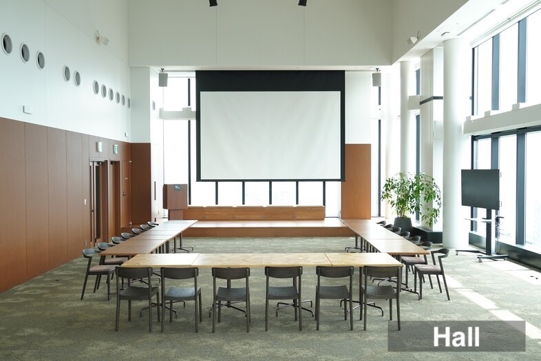【Hall】レイアウトを変えて会議シーンの撮影にも