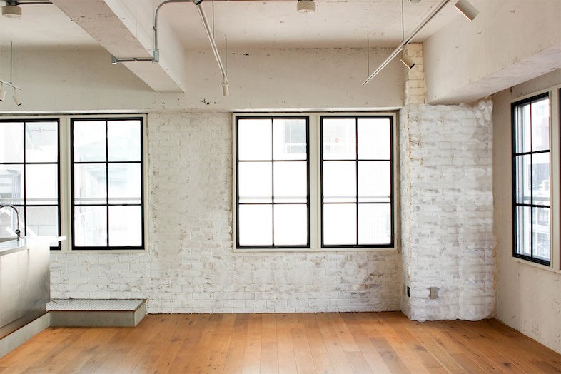 【Studio rauque】New York スタイルの空間なので、ポートレートからアパレル、宣材写真まで撮れる