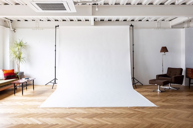 STUDIO RAWR｜ペーパーとスタンドセットにてレンタルもございます