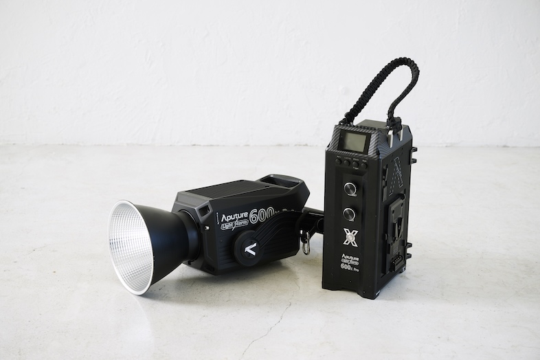 studio SPINDLE｜APUTURE 600X PROの貸し出しございます(要事前相談、1日11,000円)