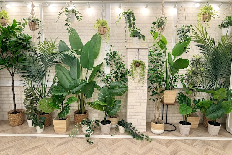 神南セレクトスペース｜豊富なグリーンと照明を使って印象的な背景を作り込めます