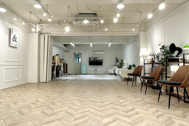 神南セレクトスペース｜多人数での集合写真やレッスン風景、奥行きのある引き画などの撮影にも最適