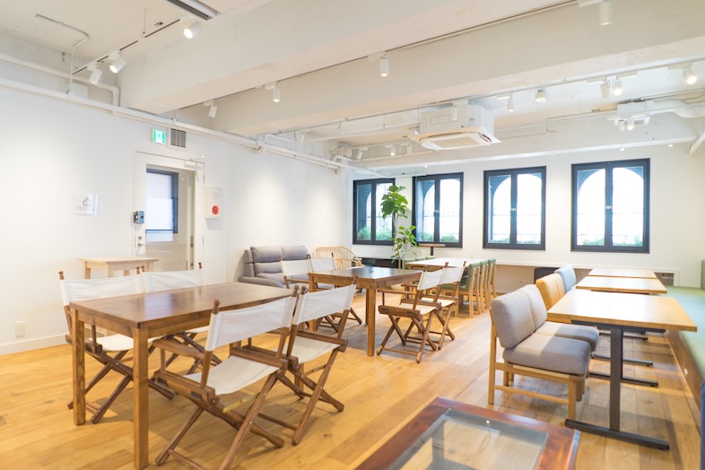 GOBLIN.渋谷BLDG店 -LOUNGE-｜参加者が自然に会話を始めやすい配置なので、キックオフや交流型イベントに最適