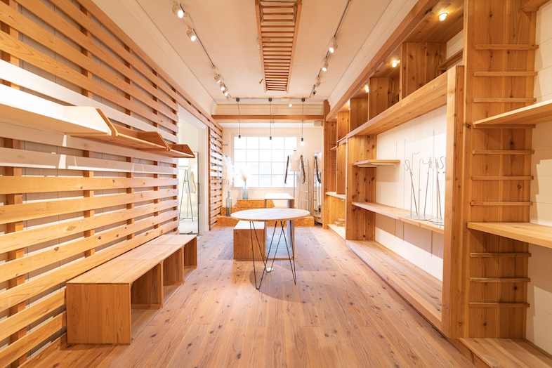 GOBLIN.神宮前GALLERY店｜【3F】温かみのあるウッディな空間は、ナチュラル雑貨やライフスタイル展示にぴったり