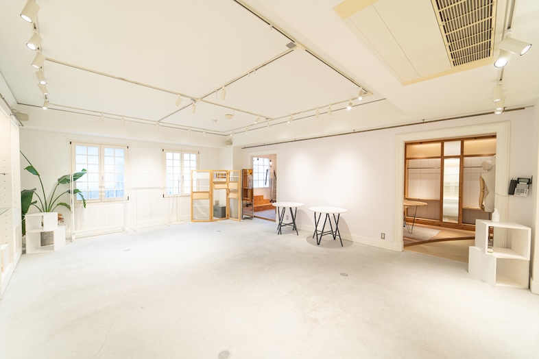 GOBLIN.神宮前GALLERY店｜【3F】アートや写真の展示にも