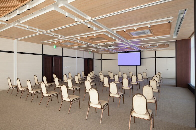 GOBLIN.登戸HALL店｜プレゼンに最適なレイアウト