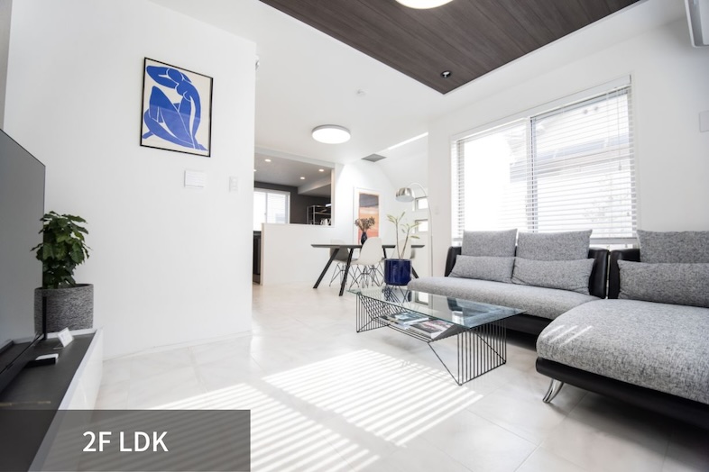 ヒカリノイエ目黒｜【2F/LDK】白を基調としたシンプルモダンな空間