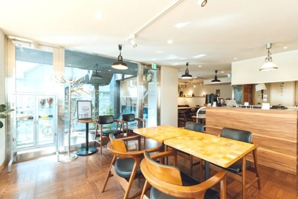 カフェのエントランス