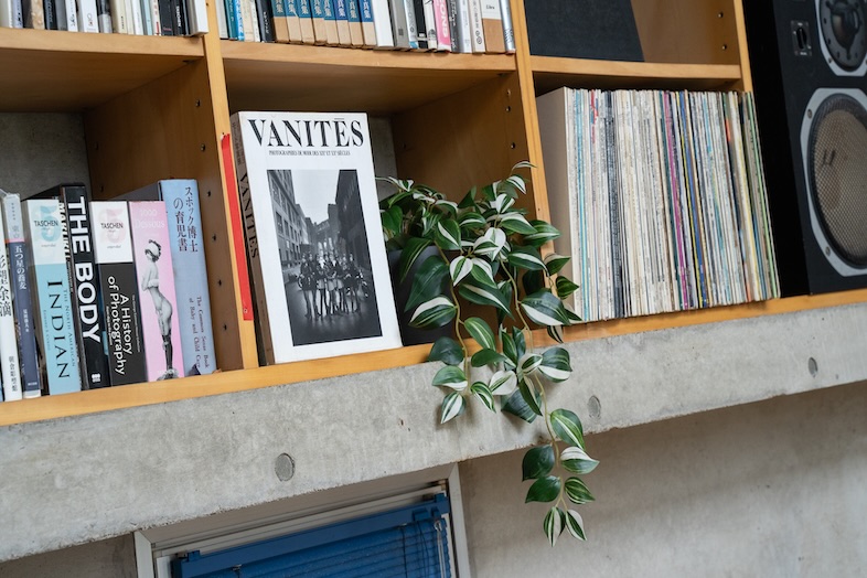 対談やインタビュー、読書シーン、雑誌、ポートレートなどの撮影にも最適な背景