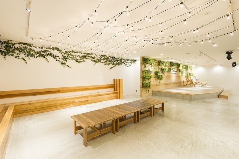 GOBLIN.新宿HALL店｜待合スペース