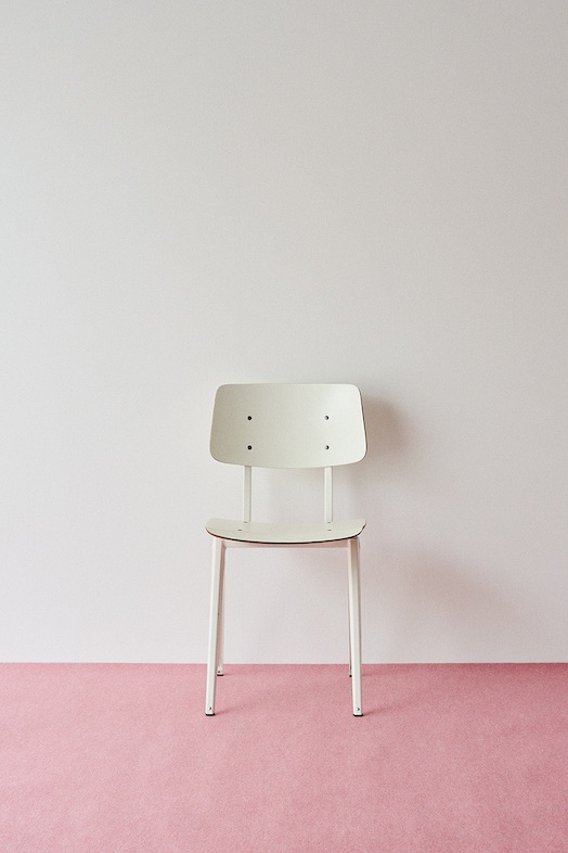 studio fab｜白壁×ピンクカーペットはアパレル撮影や商品撮影におすすめ