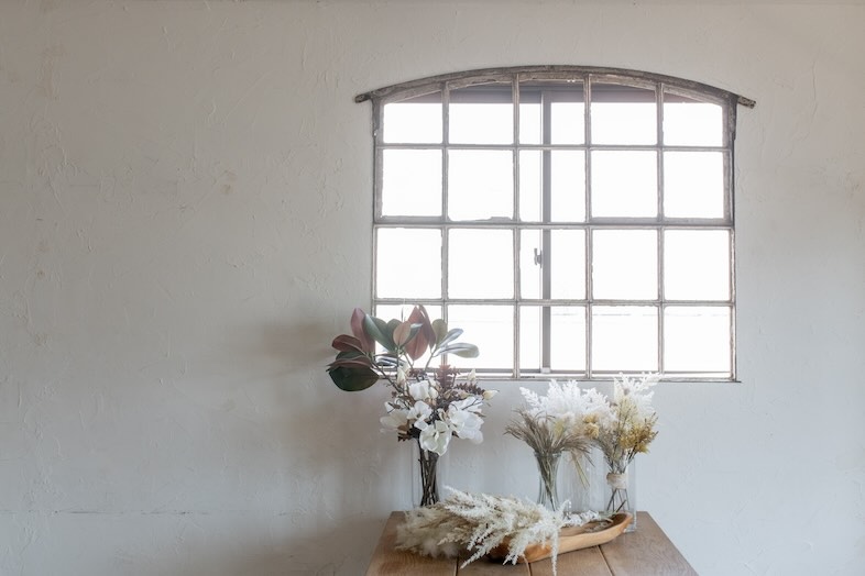 studio Ninie｜ドライフラワーを使い優雅でアンティークな雰囲気の演出も