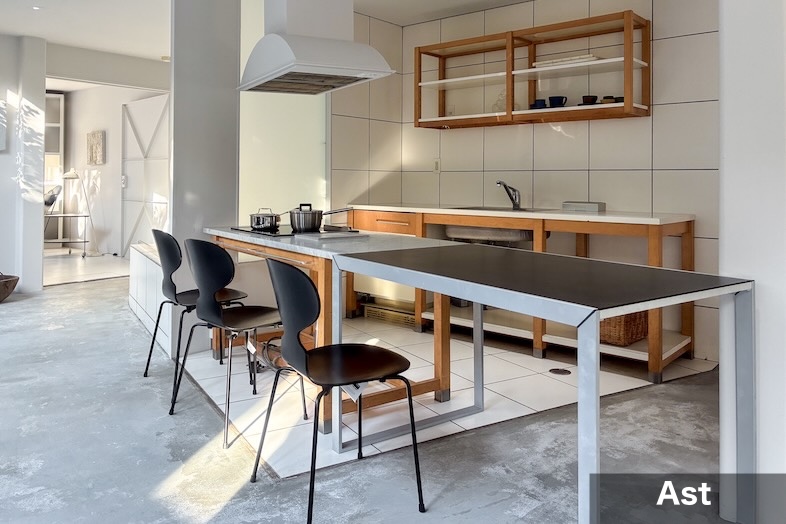 LIGHT BOX STUDIO NAKANO