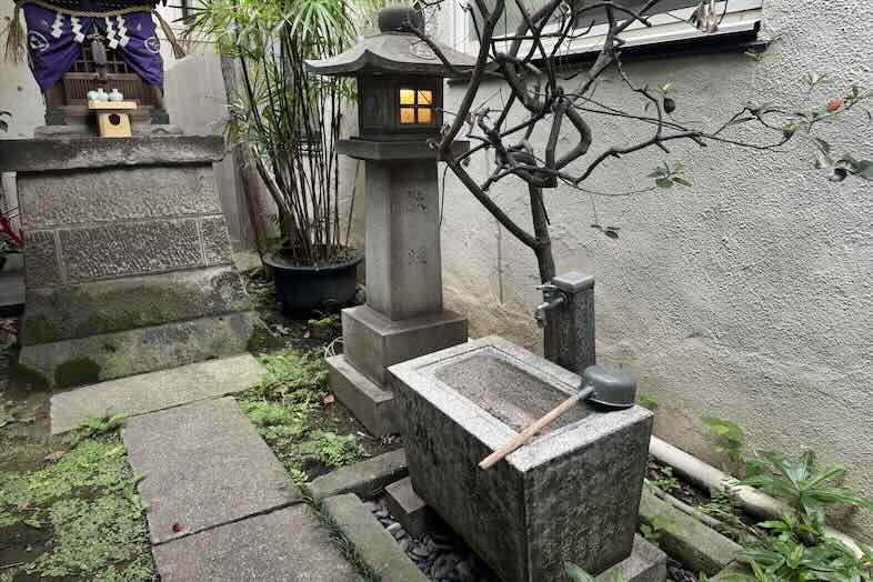 Yanaka Ginza Studio / 谷中銀座スタジオ｜生魂様神社（撮影オプション）