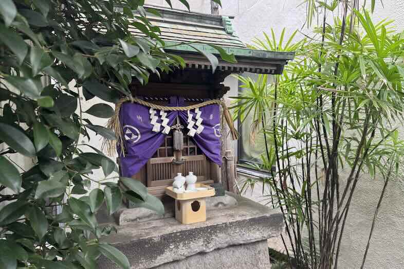 Yanaka Ginza Studio / 谷中銀座スタジオ｜生魂様神社（撮影オプション）