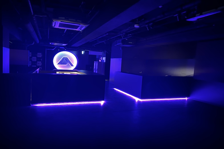 DJブースやステージもあり