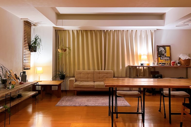 SHATTERS PentHouse｜暖色ライトが温かみのある空間を演出