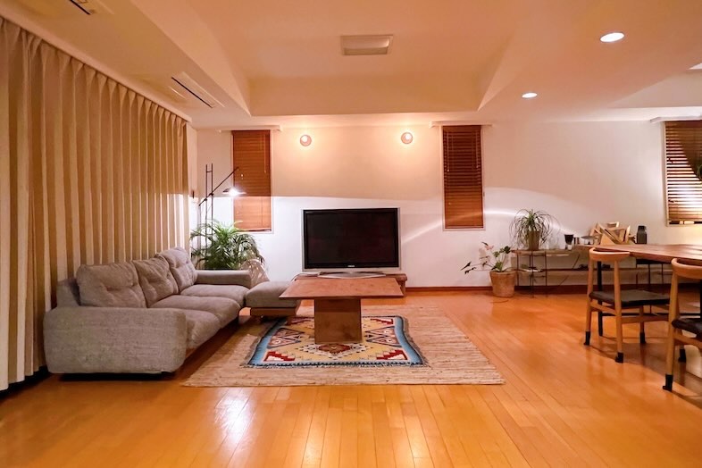 SHATTERS PentHouse｜家具・小物が充実しているので建て込みなしで撮影可能