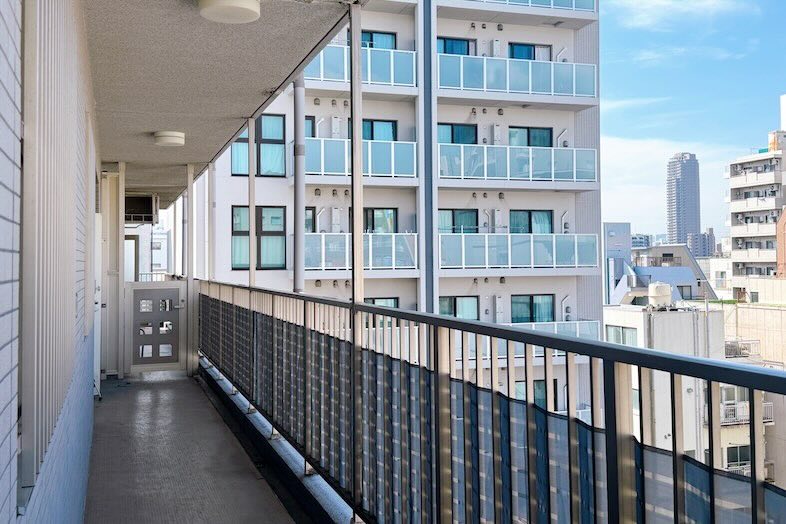 SHATTERS PentHouse｜廊下スペース