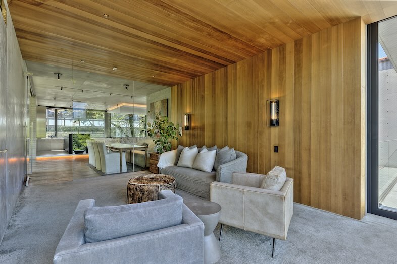 STUMP BASE 3F｜ソファブースは対談・インタビュー撮影におすすめ