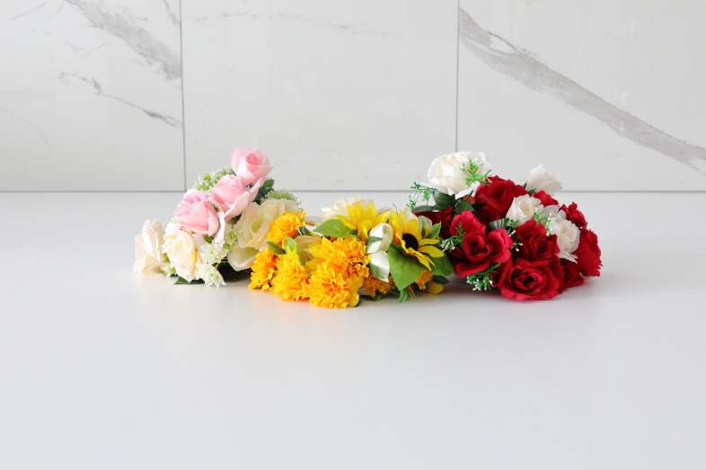 That’s color vase 3st｜白基調の中に色物を添えて華やかなカットも実現＜要事前相談＞