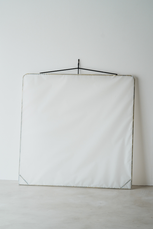 studio fab｜ユポ付きカラーフレーム 120×120cm