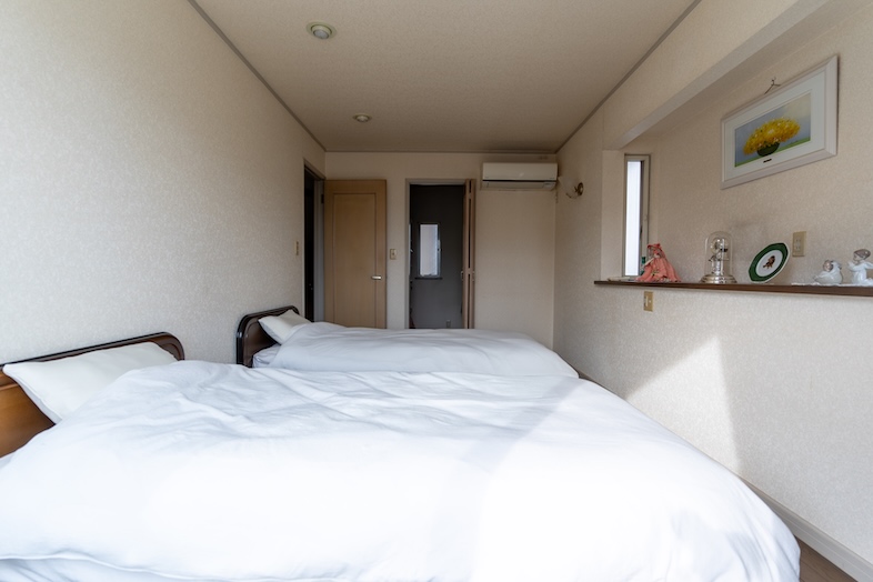 【2F】朝日や自然光が沢山入る寝室
