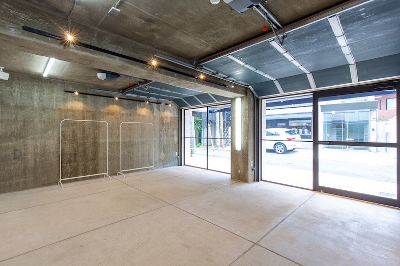 GOBLIN.神宮前GARAGE店｜照明機材の取り付けOKなのでクリエイティブな光の演出が可能に◎