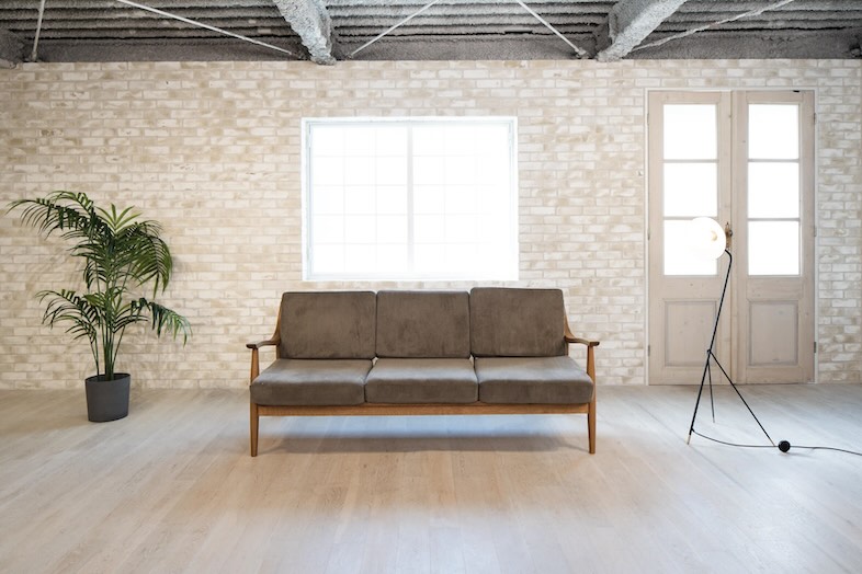 カミナリスタジオ｜【4F】豊富な背景と家具で多彩なカットを撮影できます