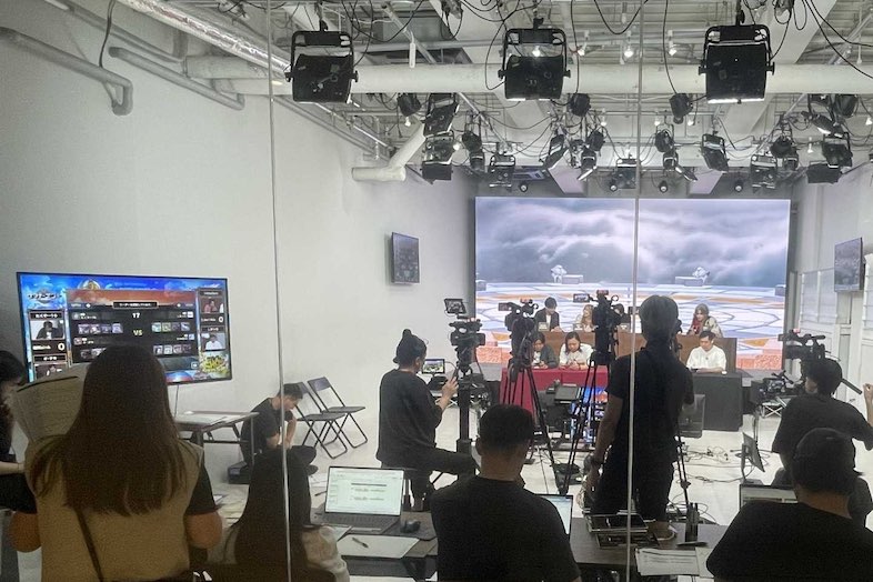 Croak Prime Studio｜YouTubeライブ配信利用事例