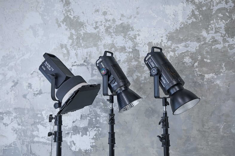 NU studio｜大型LEDライト