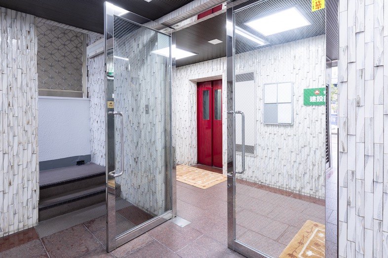 TOKYOSTAY Studio｜【共用部】エレベーターを使用したシーンに最適