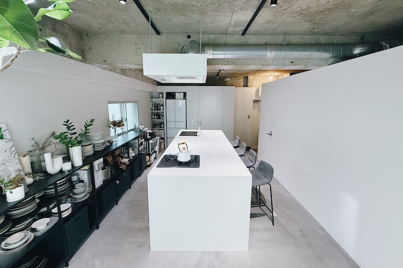 Studio Mog｜機材を置いても動線を確保しやすい設計なので動画収録やレクチャー撮影にも便利