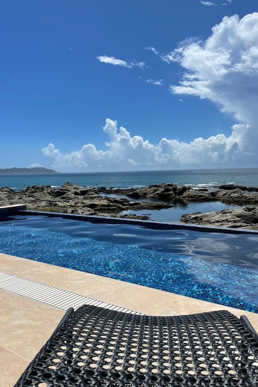 Yokohama K Studio GIFT HOUSE 館山︎｜プールサイドからの景色