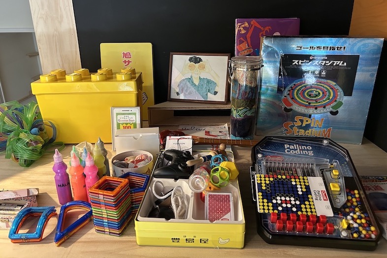 Lab8 Tokyo｜【2F 備品】おもちゃ・小物