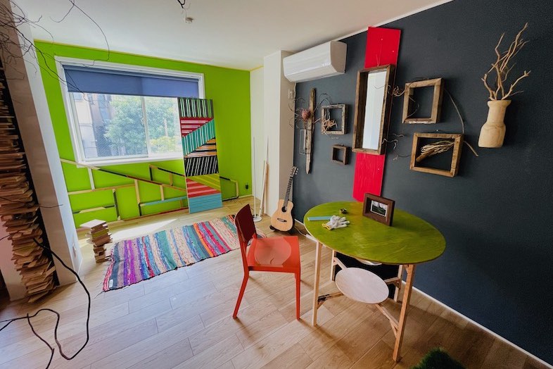 Lab8 Tokyo｜【2F 】グリーンやブラックの壁など、背景として使える壁面が豊富