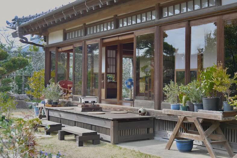 佐倉スタジオ｜【縁側＋縁台】庭に佇む縁側、和の情緒漂う一枚に