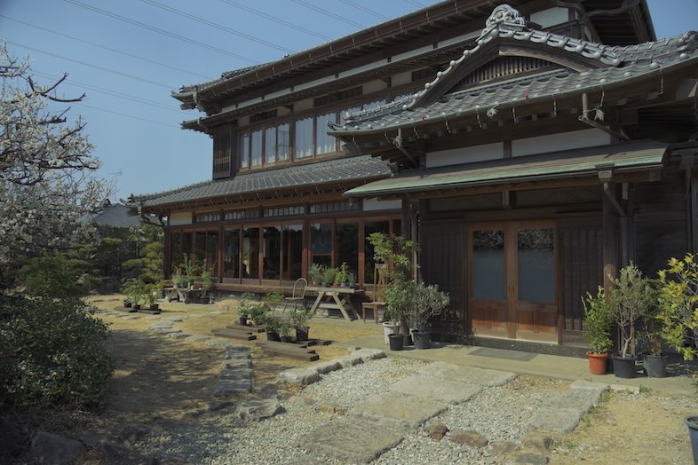 佐倉スタジオ｜【外観】門構えから建物全景まで撮影可能