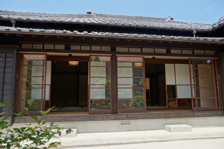 風情ある佇まいの古民家