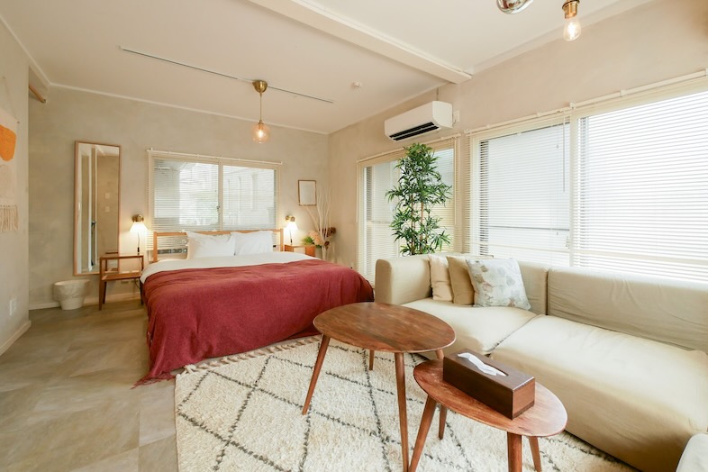 846apartment / 1F｜二面採光で各方面から自然光が豊富に差し込みます