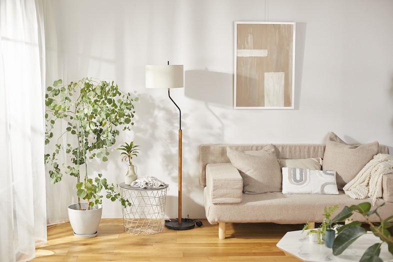 aL/Right STUDIO.｜スタイリング撮影におすすめ！白壁を背景にして撮影できる『撮影スタジオ』