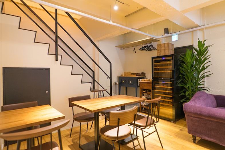 GOBLIN.渋谷BLDG店 -CAFE-｜落ち着いたインテリアが配置されているので対談やインタビュー、面談、ミーティングに最適