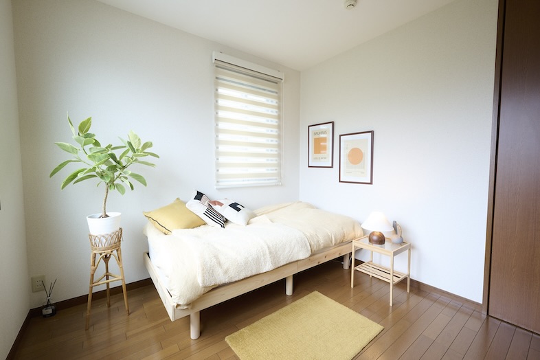 LIM.HOUSE｜【2階】家具や小物が充実しており寝室シーンを想定した撮影にぴったり ※2階利用の場合は要事前相談