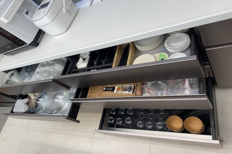 調理器具や食器